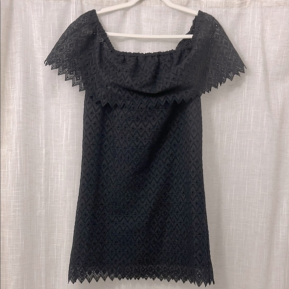 Kensie Black Eyelet Off-Shoulder Lined Dress Size Small PTP 18” EUC Never Worn - Picture 1 of 7